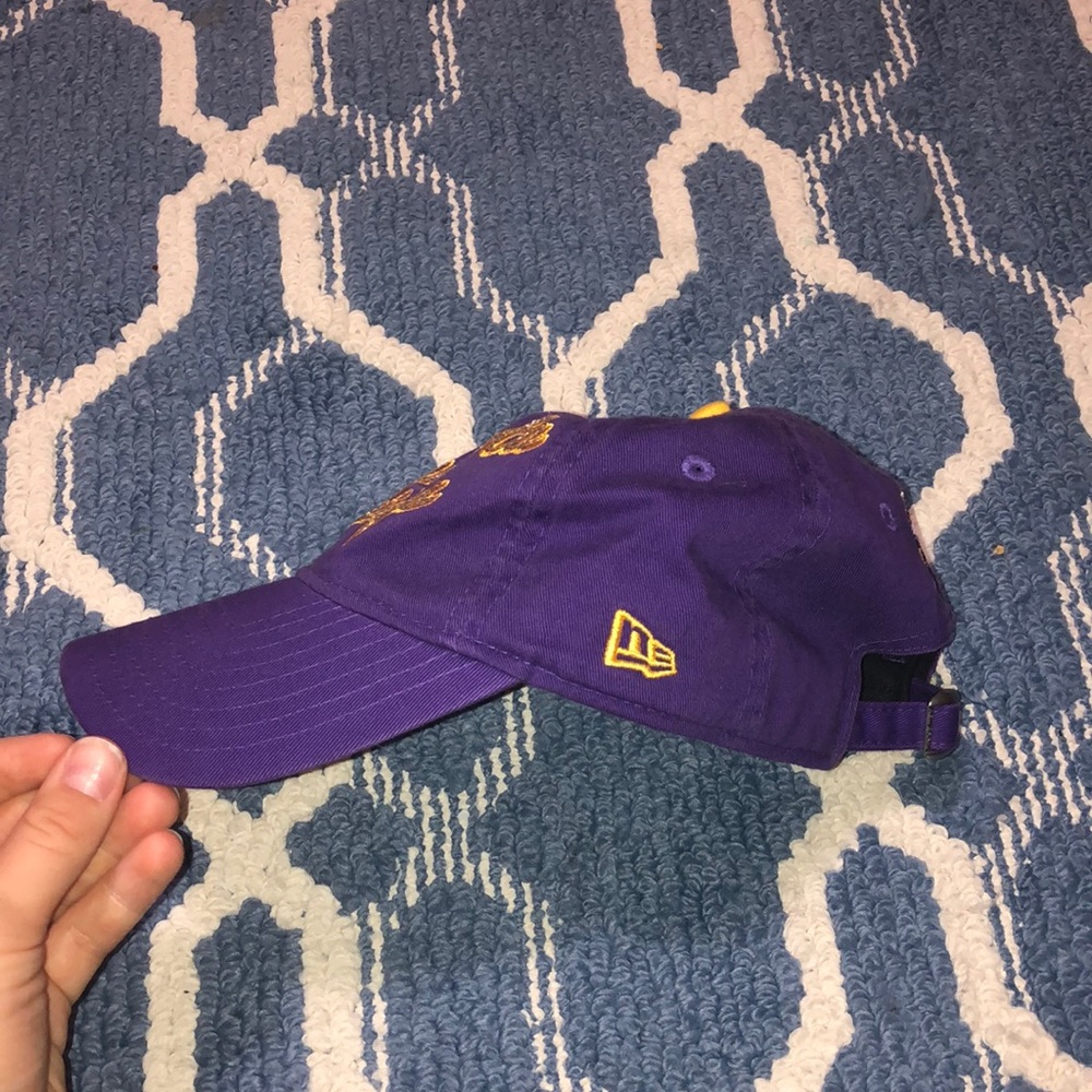 hat - Picture 2 of 4